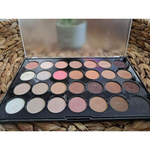bh cosmetics 28 Color Eyeshadow Palette Neutral Eyes - Sanititzed - Picture 2 of 4